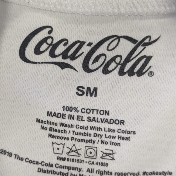 Coca-Cola Original Graphic Long Sleeve Tee Sz SM - Picture 2 of 3
